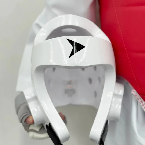 Pantheon TKD valge taekwondo kaitsekiiver – turvaline ja kerge sparringu varustus